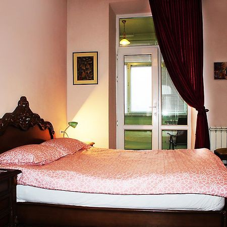 Vivid 2 Bedroom Apt. Yerevan Ngoại thất bức ảnh